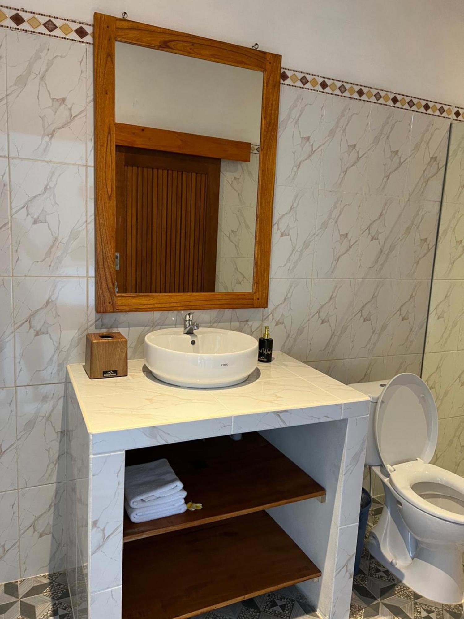 Bisbis House Iseh Village Selat Dış mekan fotoğraf