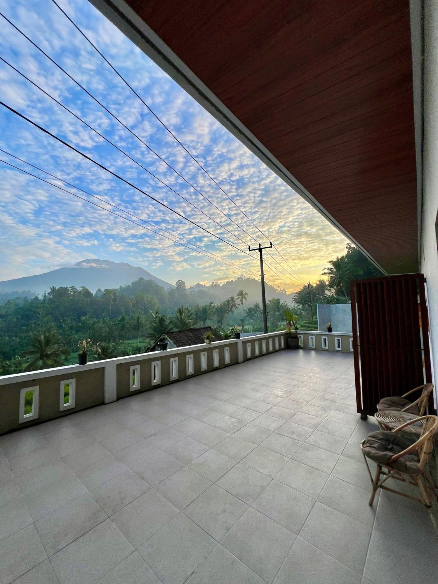 Bisbis House Iseh Village Selat Dış mekan fotoğraf