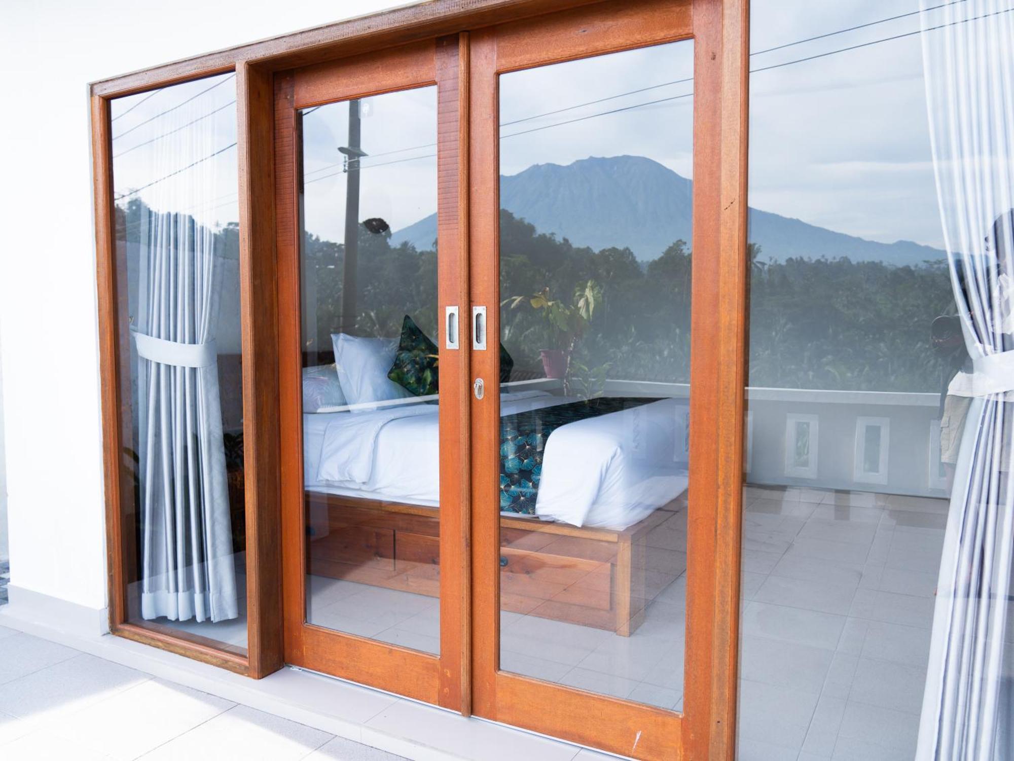 Bisbis House Iseh Village Selat Dış mekan fotoğraf
